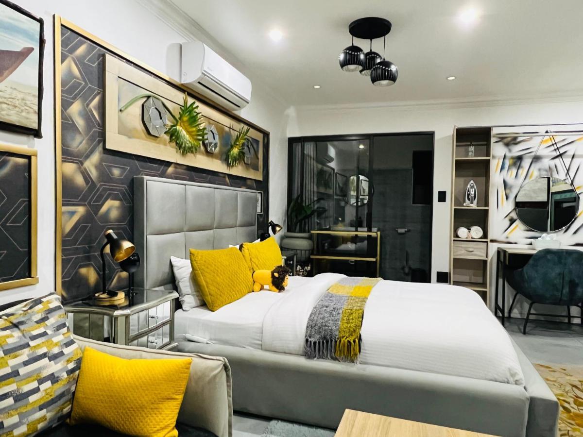 24 On Basil Boutique Luxury Hotel Johannesburg Esterno foto