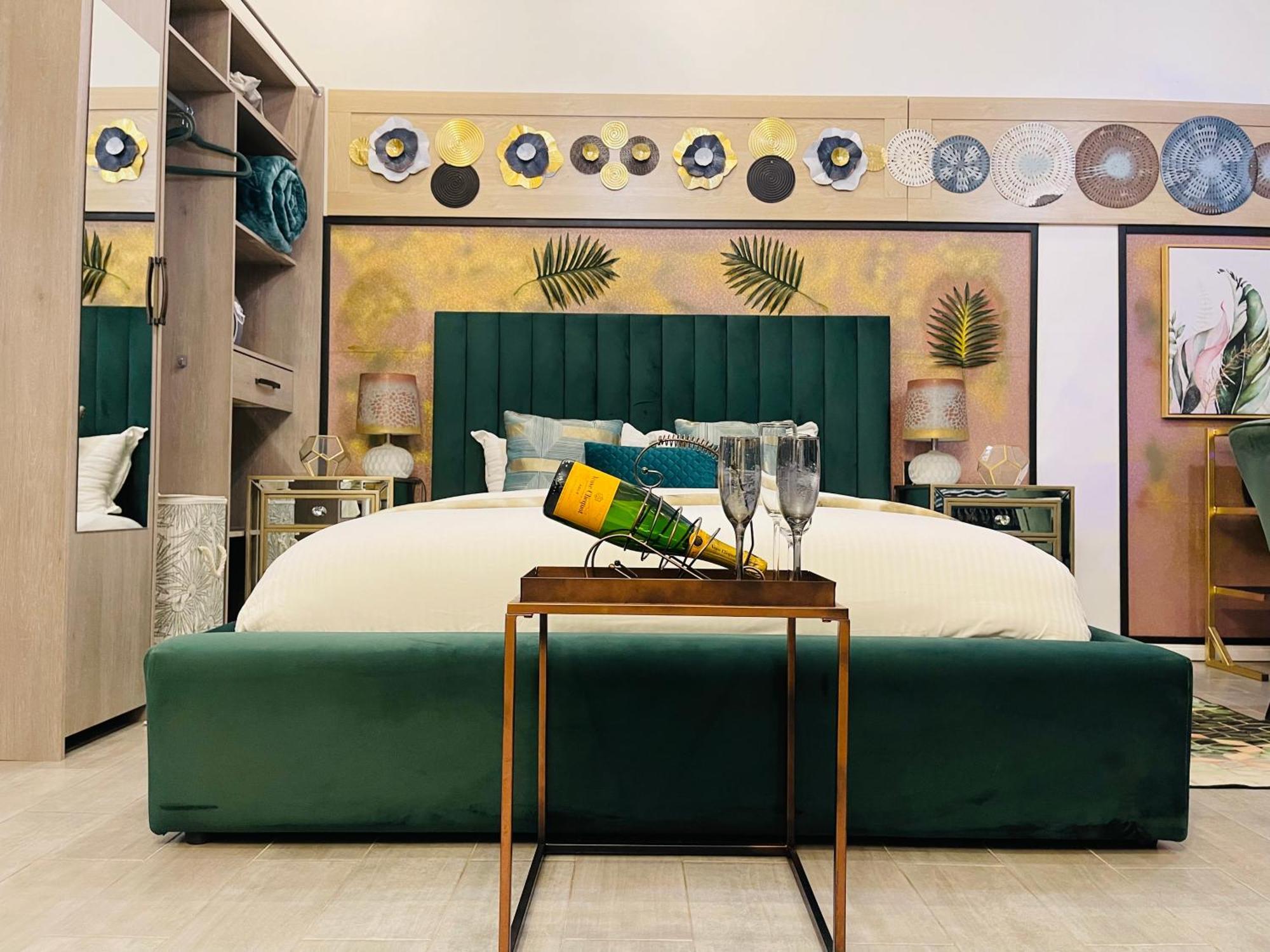 24 On Basil Boutique Luxury Hotel Johannesburg Esterno foto